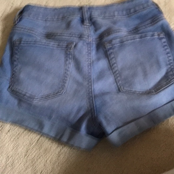 Pacsun Ripped Jean Shorts - Picture 2 of 5